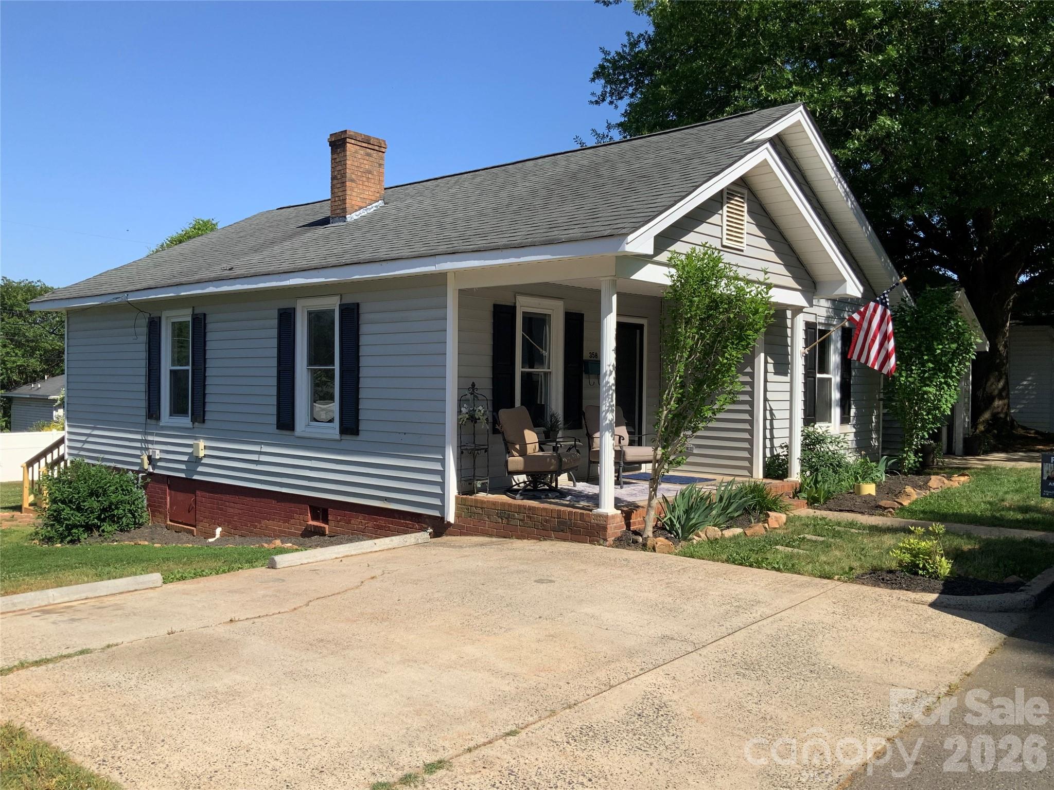 358 Woodlawn Avenue Cramerton NC 28032