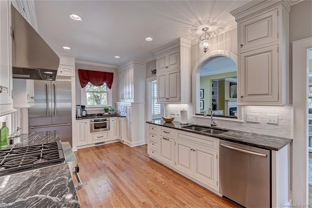 1501 Scotland Avenue Charlotte NC 28207