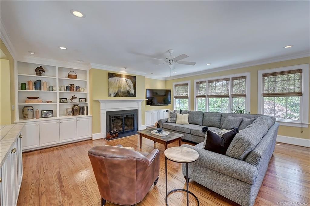 1501 Scotland Avenue Charlotte NC 28207