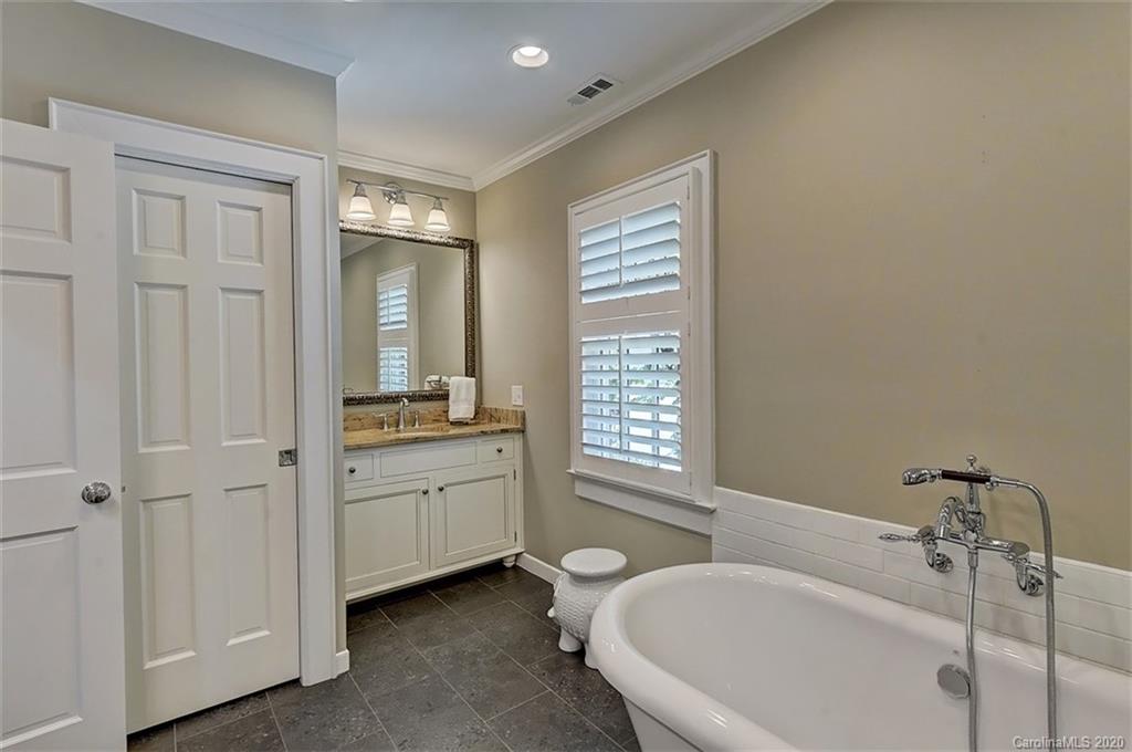 1501 Scotland Avenue Charlotte NC 28207