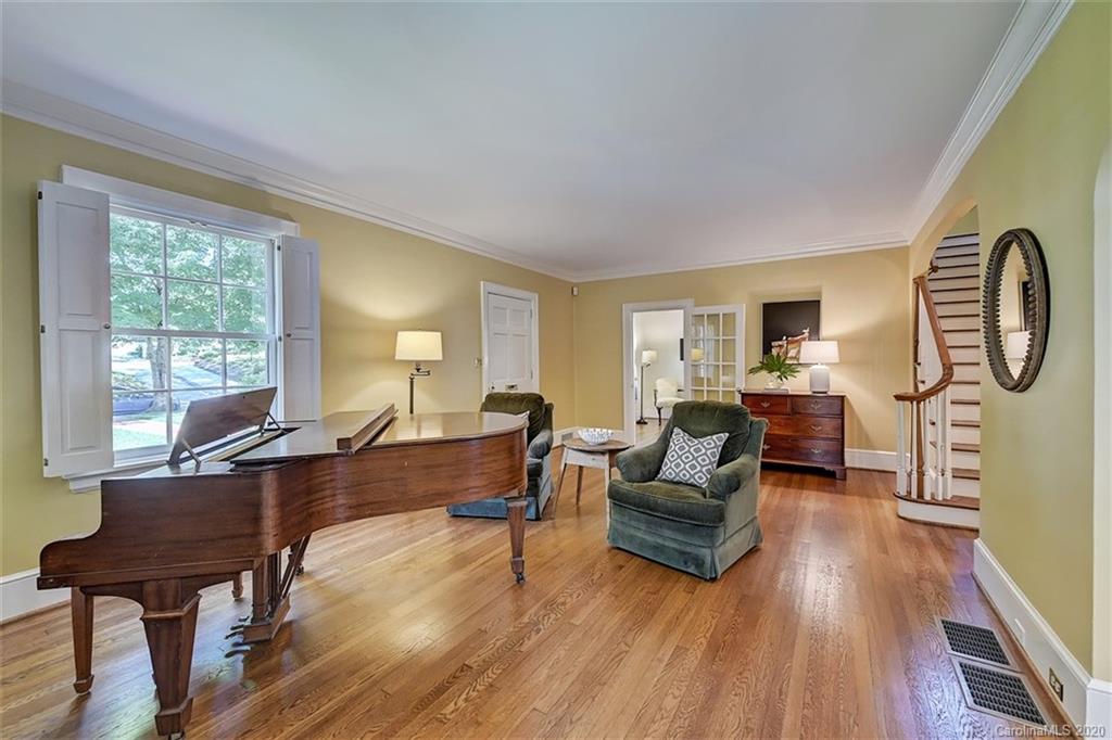 1501 Scotland Avenue Charlotte NC 28207