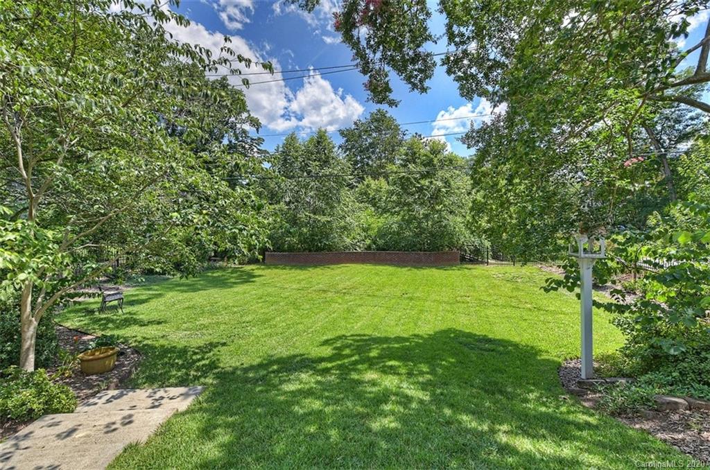 1501 Scotland Avenue Charlotte NC 28207