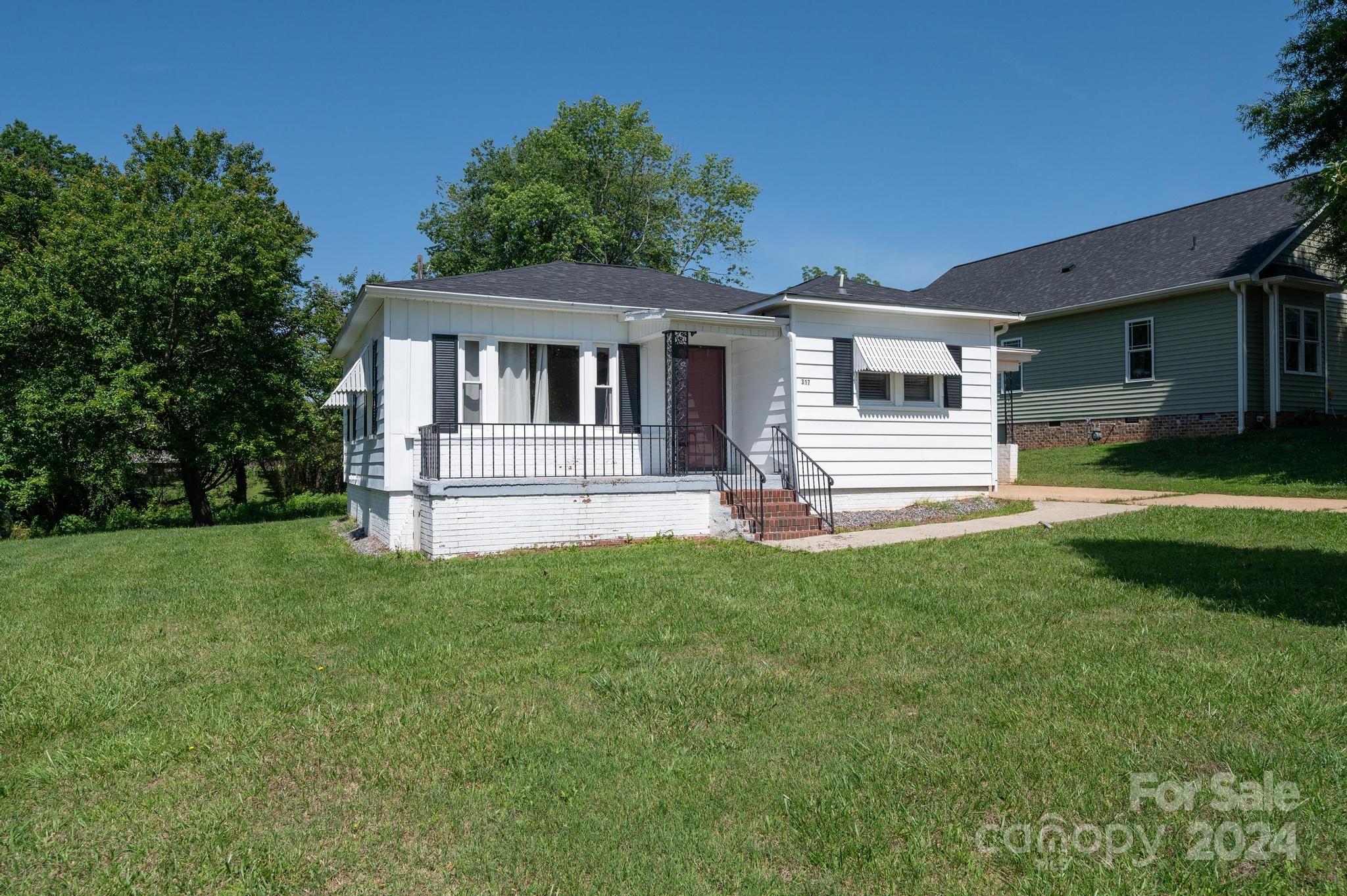 317 22nd Street NW Hickory NC 28601