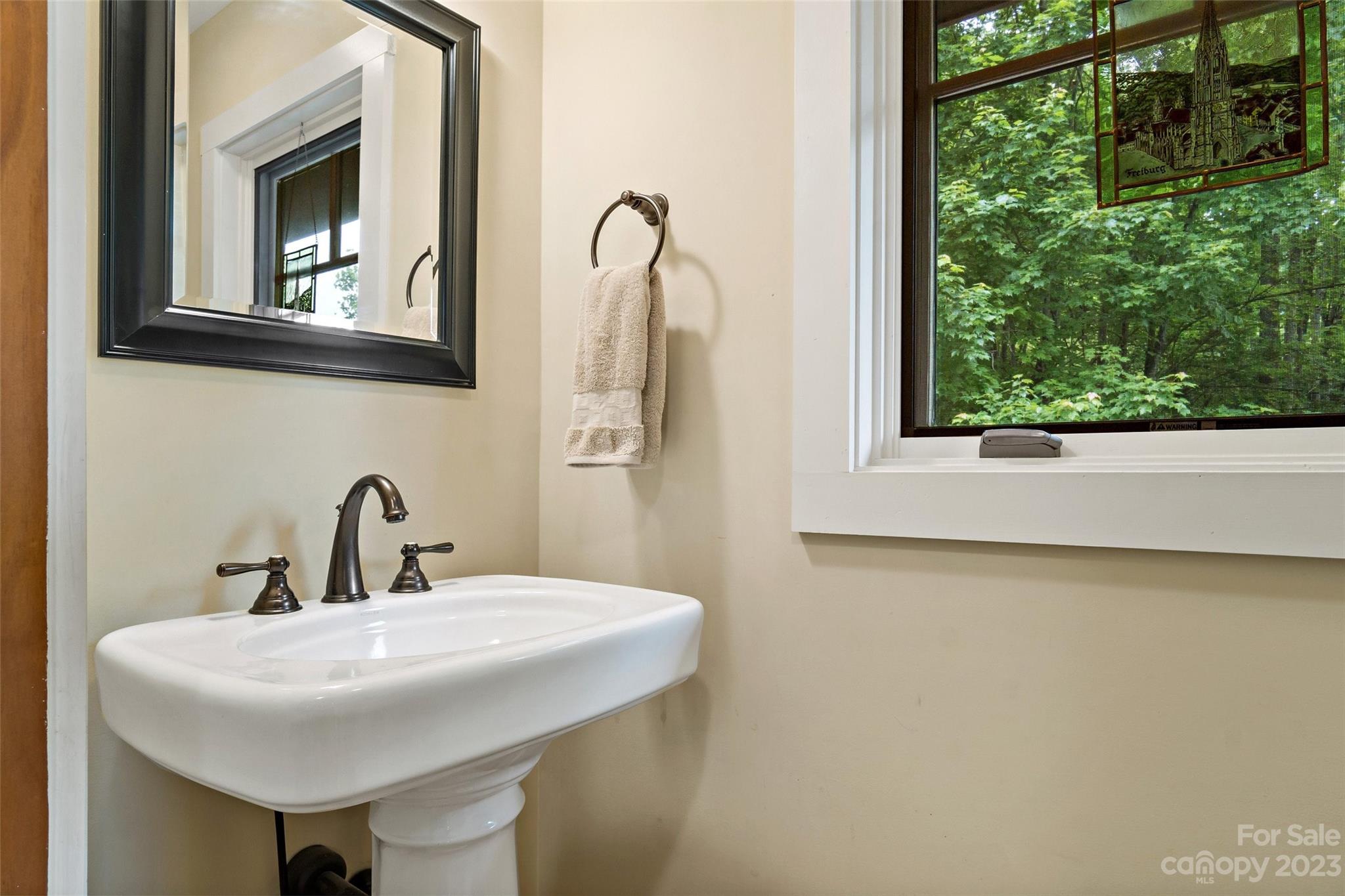 610 Creston Road Black Mountain NC 28711