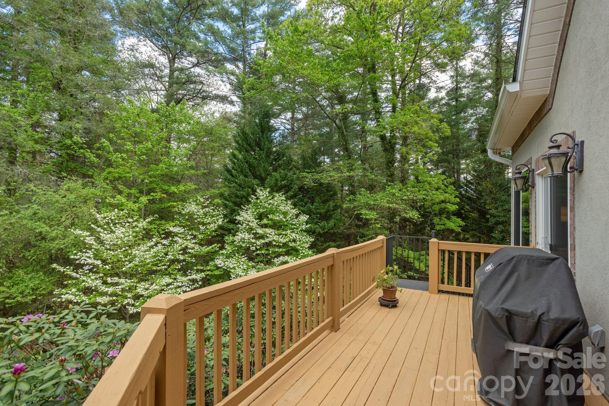110 Fox Chase Drive Hendersonville NC 28739