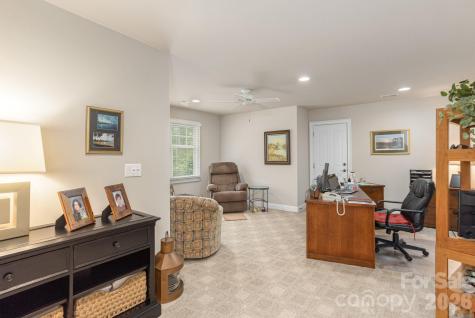 110 Fox Chase Drive Hendersonville NC 28739
