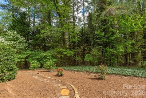 110 Fox Chase Drive Hendersonville NC 28739