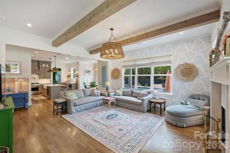 4232 Hiddenbrook Drive Charlotte NC 28205