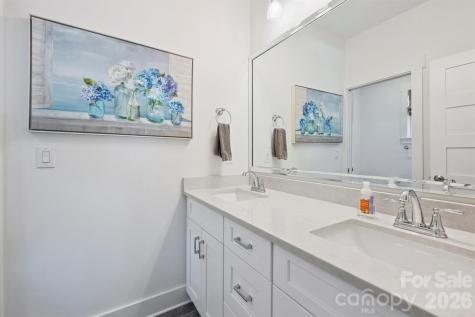 4232 Hiddenbrook Drive Charlotte NC 28205