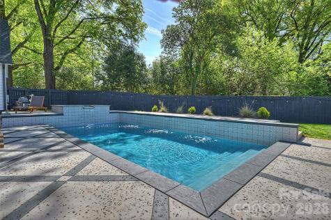 4232 Hiddenbrook Drive Charlotte NC 28205