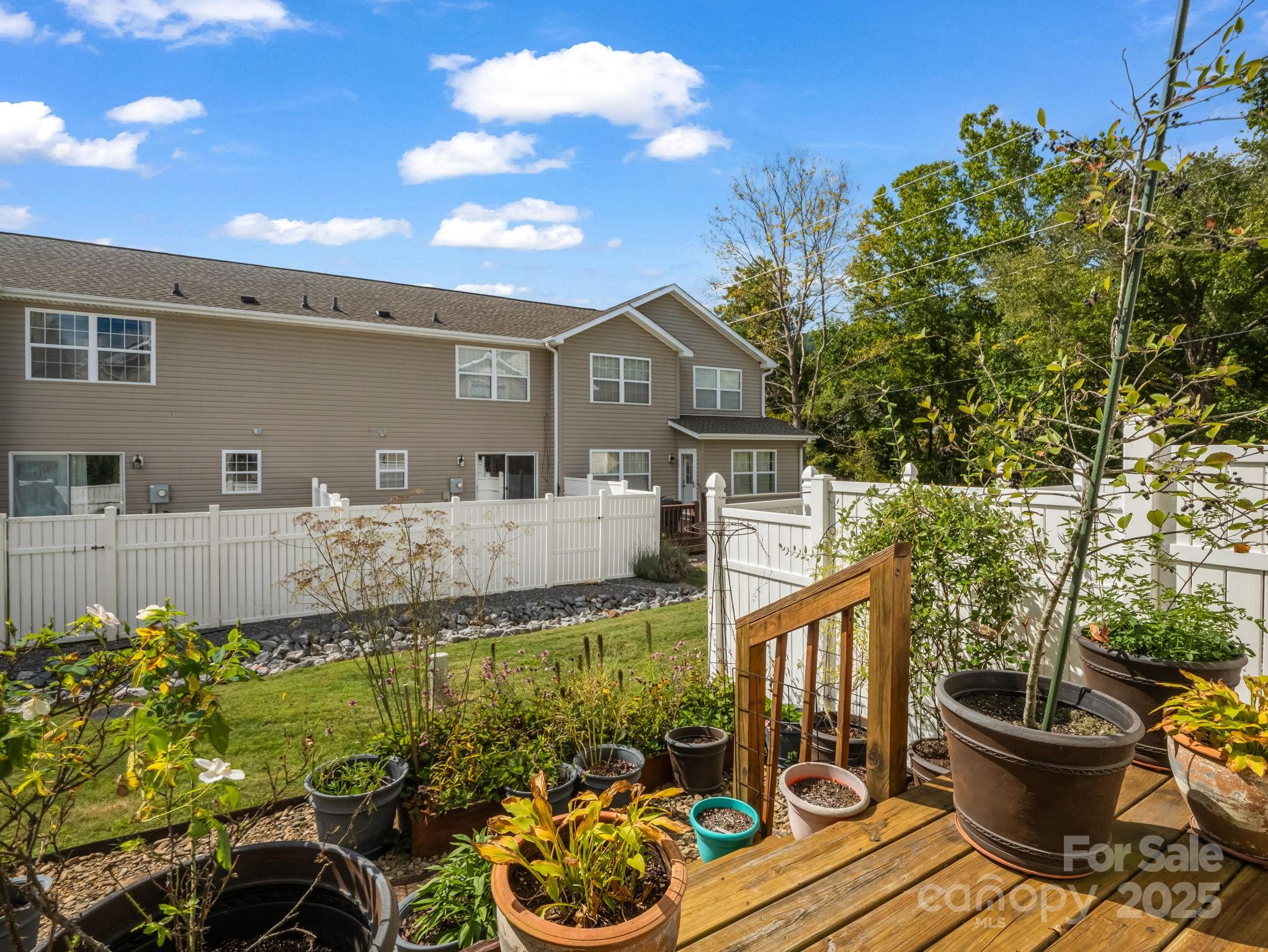 105 Loch Haven Road Swannanoa NC 28778