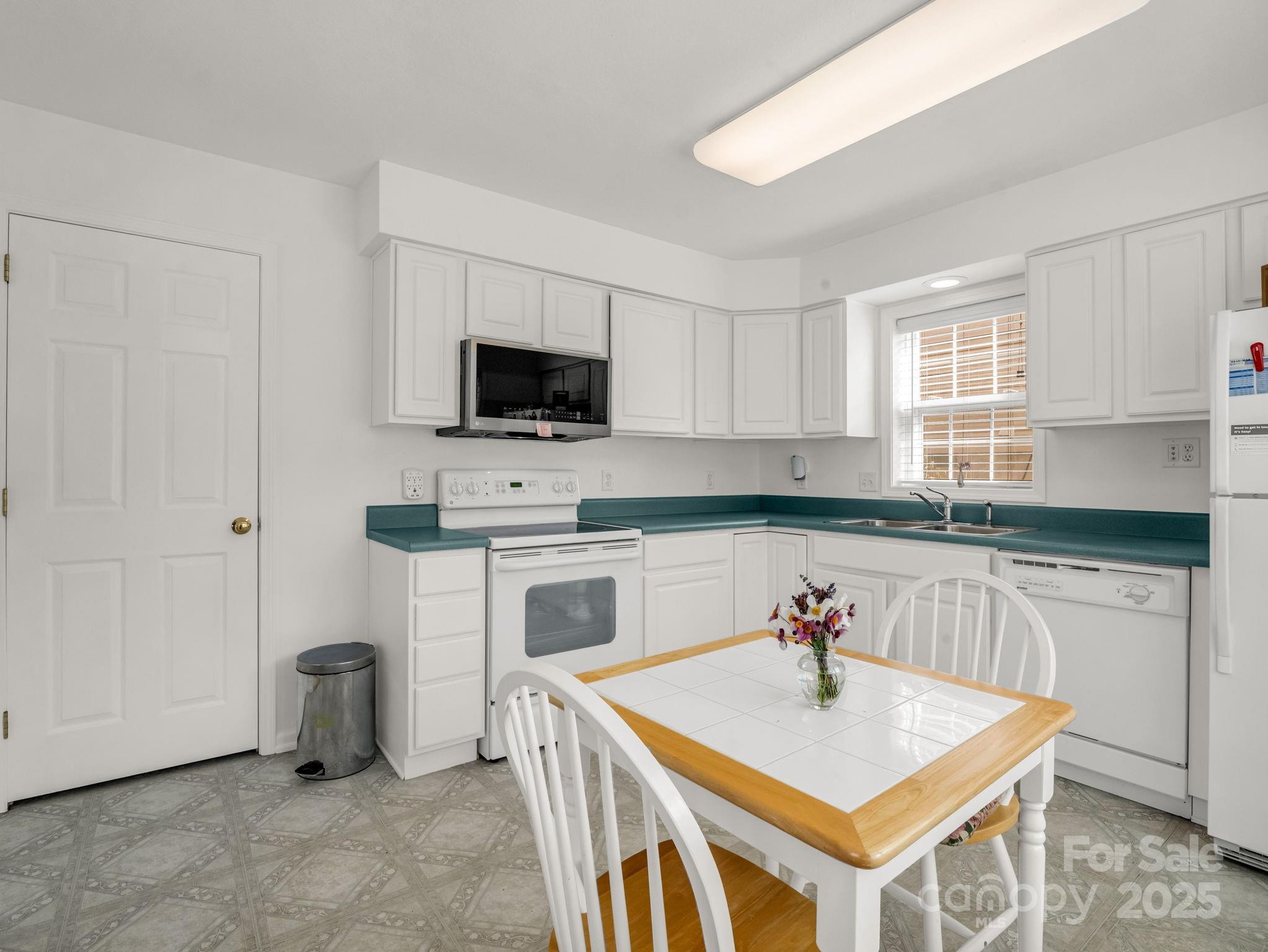 105 Loch Haven Road Swannanoa NC 28778