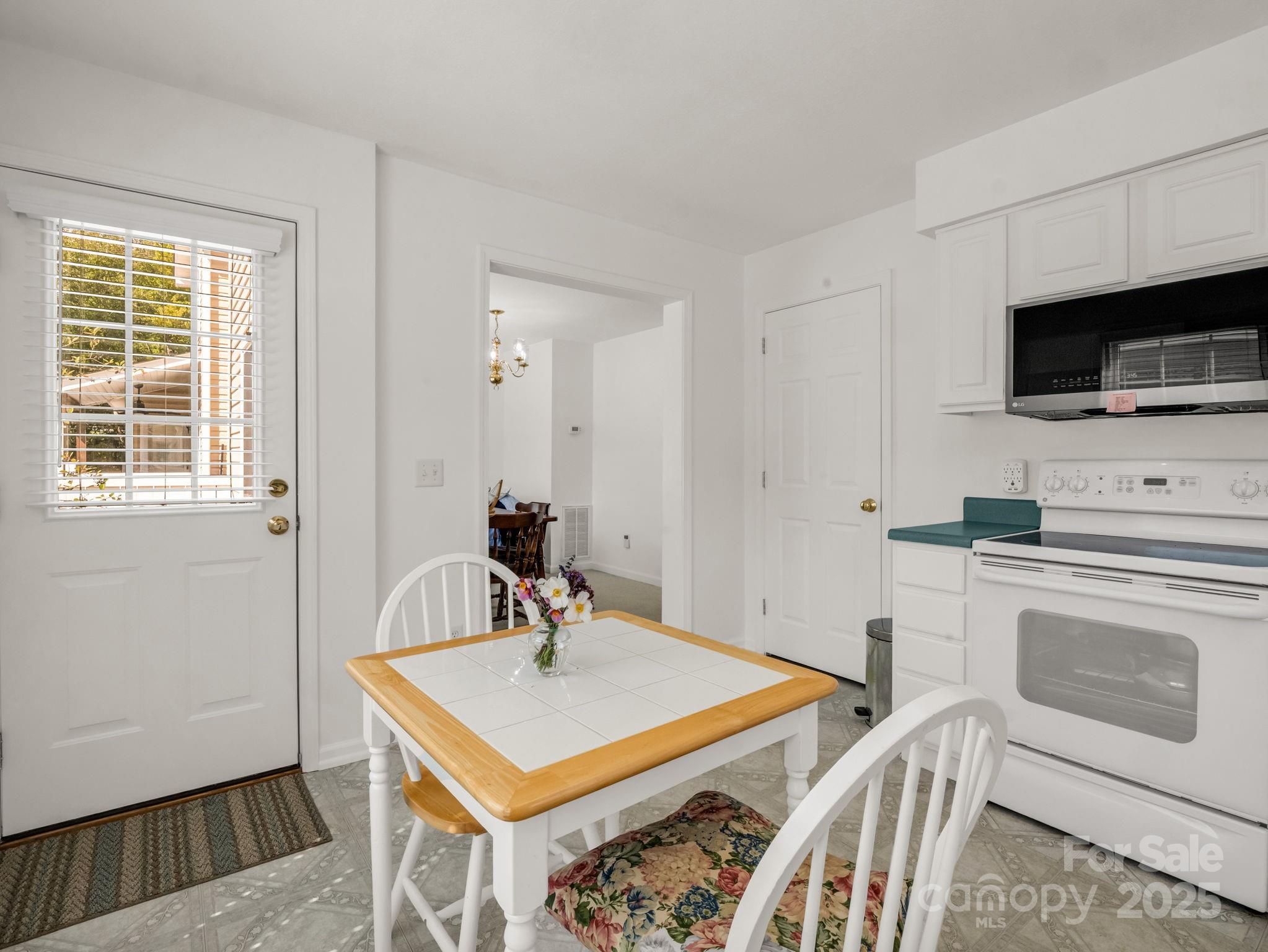 105 Loch Haven Road Swannanoa NC 28778