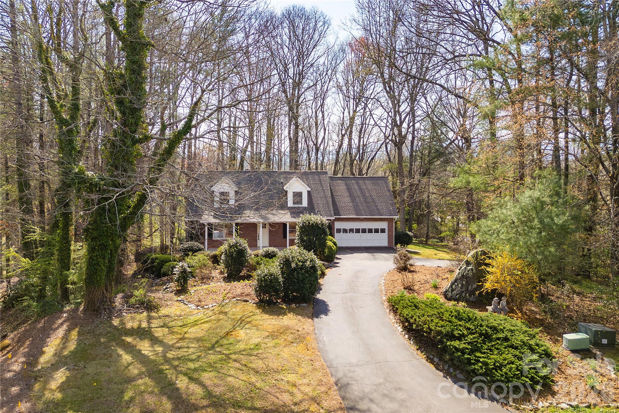 9 Justin Drive Etowah NC 28729