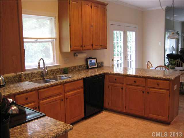 2740 Travelers Court Charlotte NC 28226