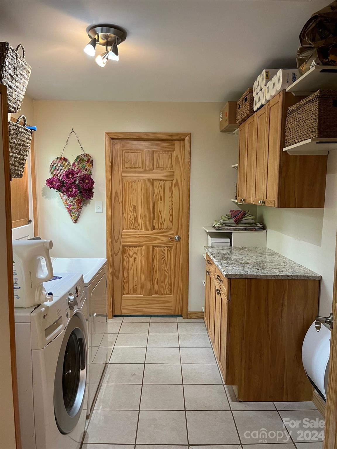 27 Zephyr Drive Asheville NC 28806