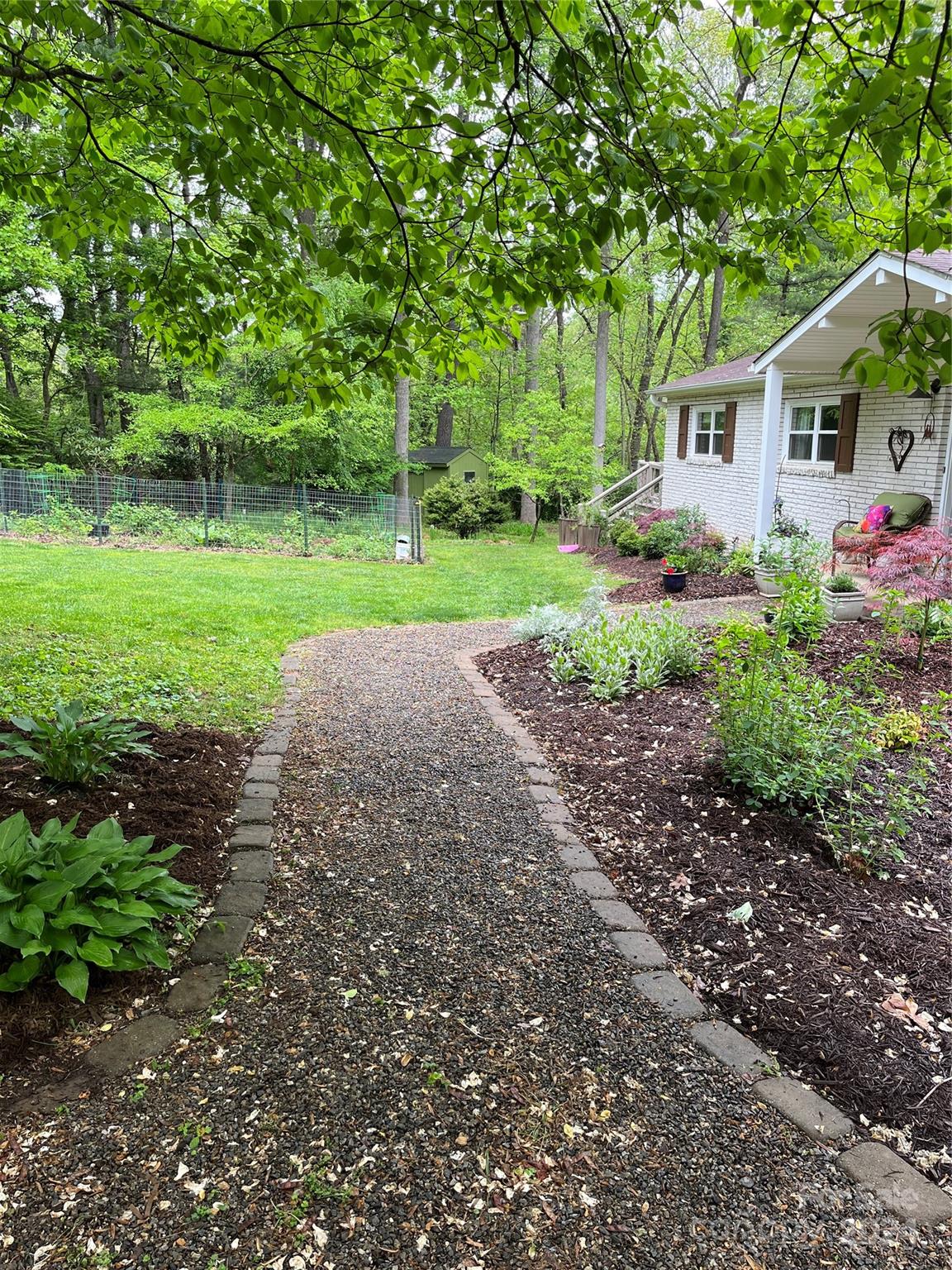 27 Zephyr Drive Asheville NC 28806