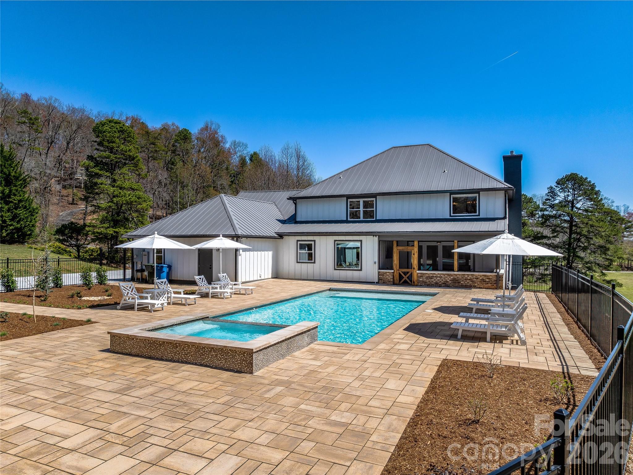 59 W Bradford Hill Road Mills River NC 28759