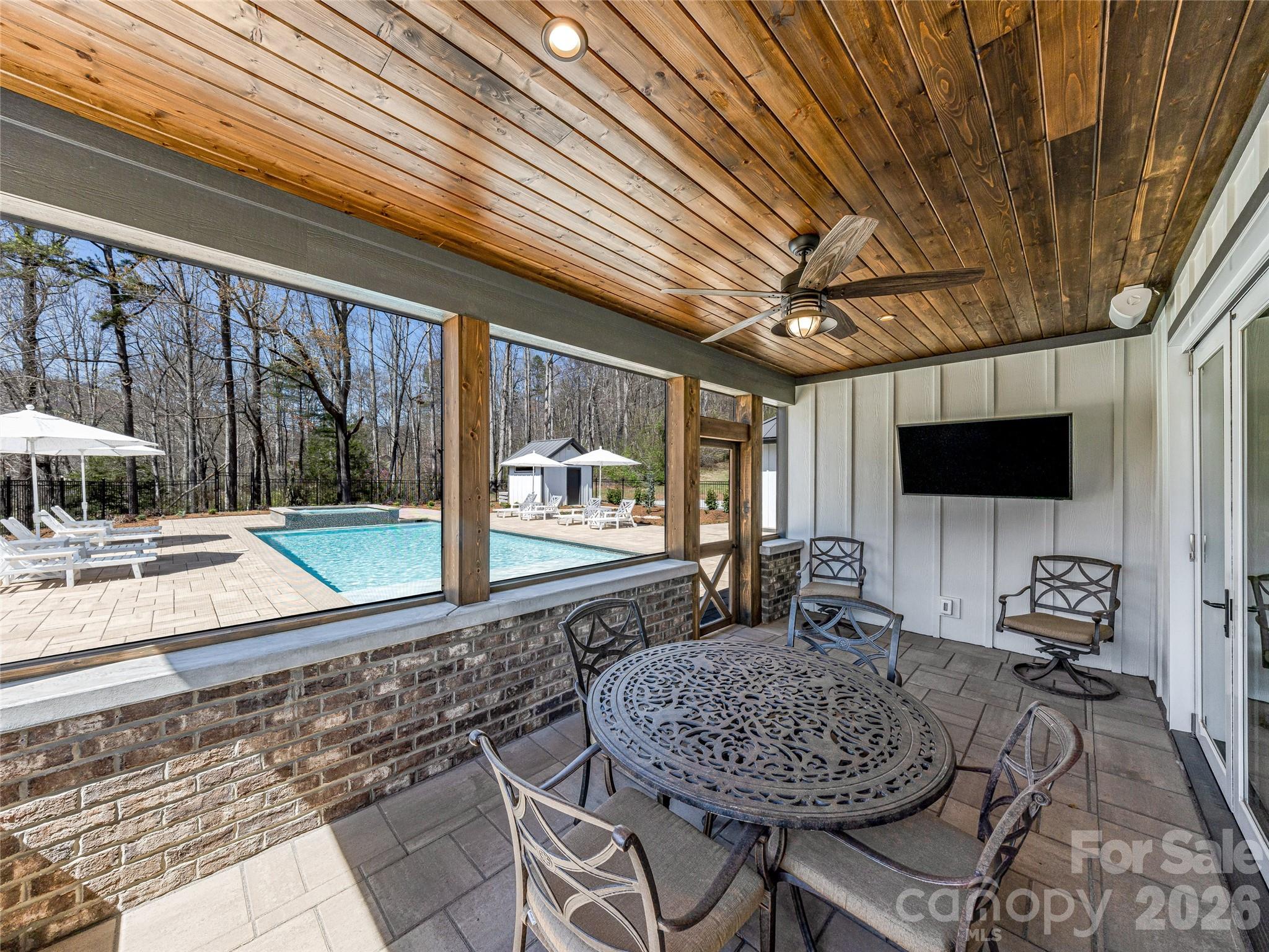 59 W Bradford Hill Road Mills River NC 28759