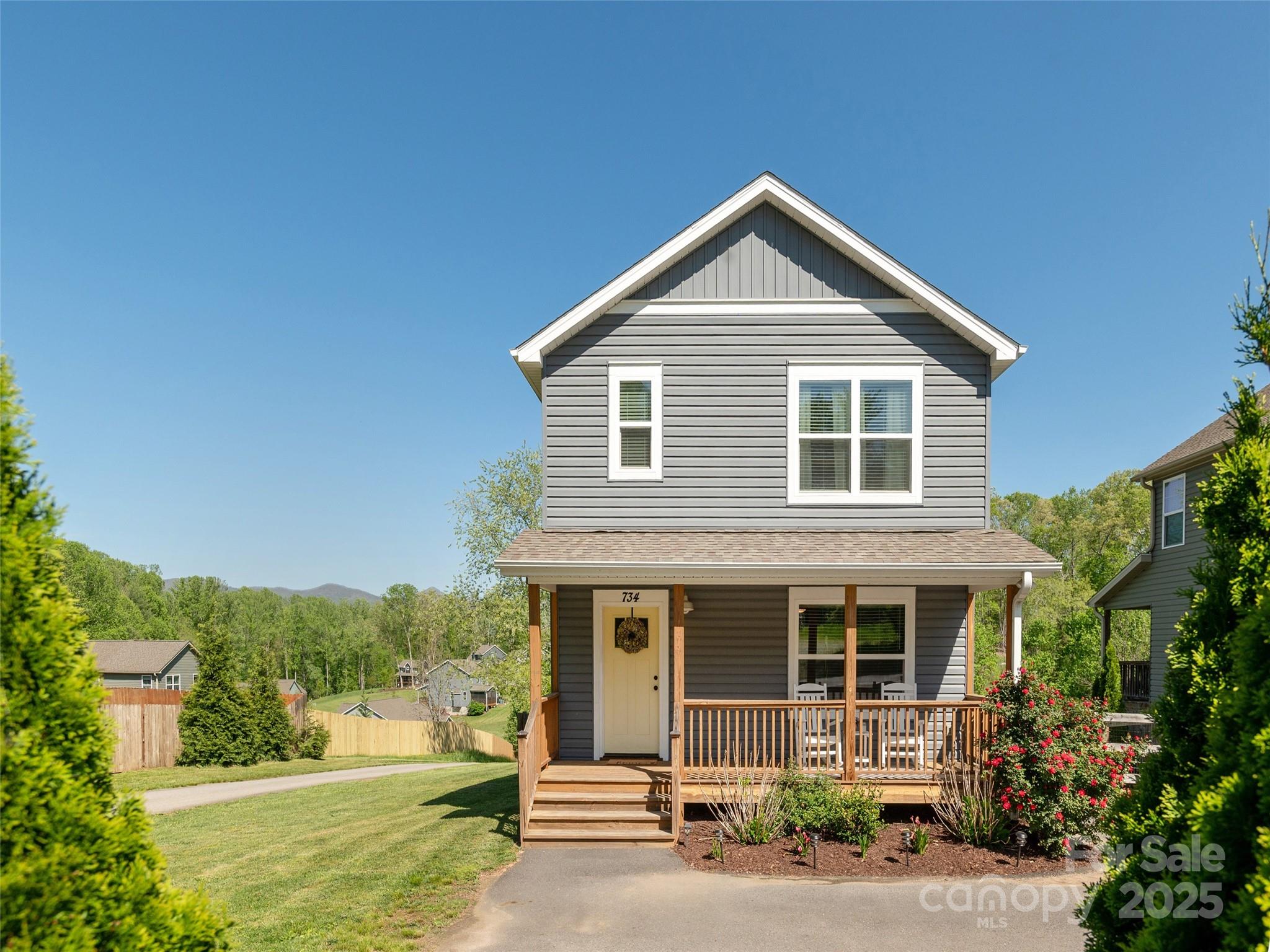 734 Enka Lake Road Candler NC 28715