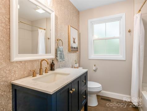 239 Bonnies Meadow Place Asheville NC 28806