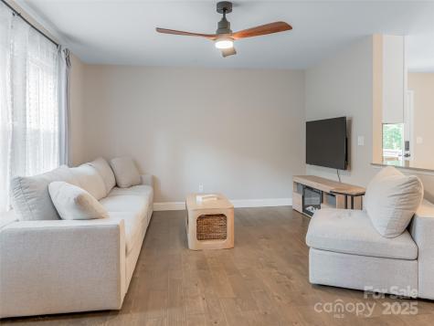 239 Bonnies Meadow Place Asheville NC 28806
