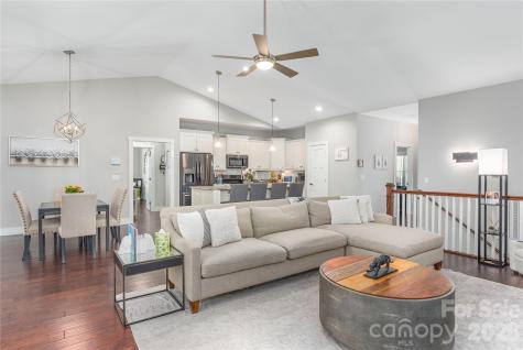 348 Olivet Lane Fletcher NC 28732