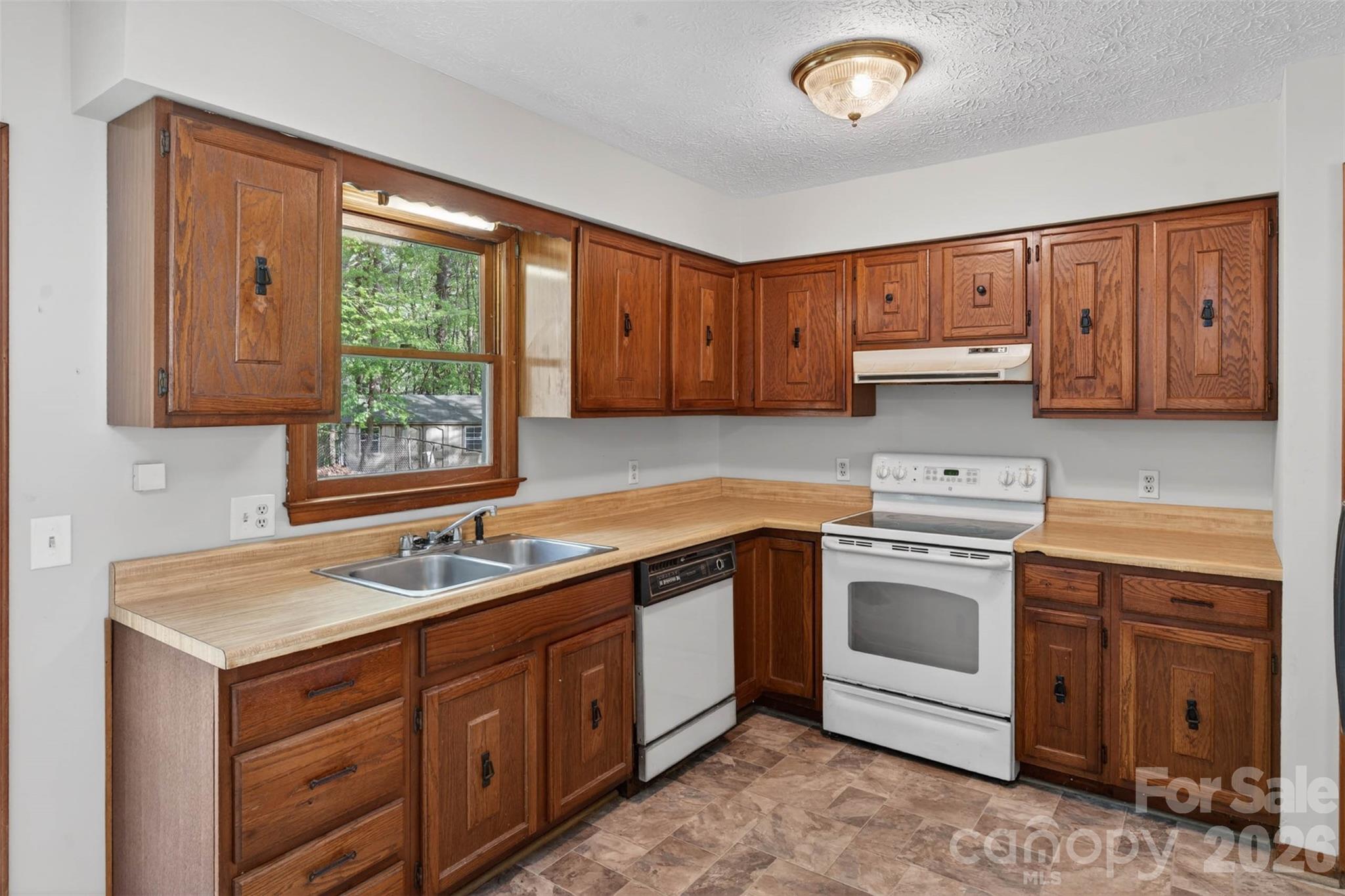 404 Ciccone Drive Hendersonville NC 28791