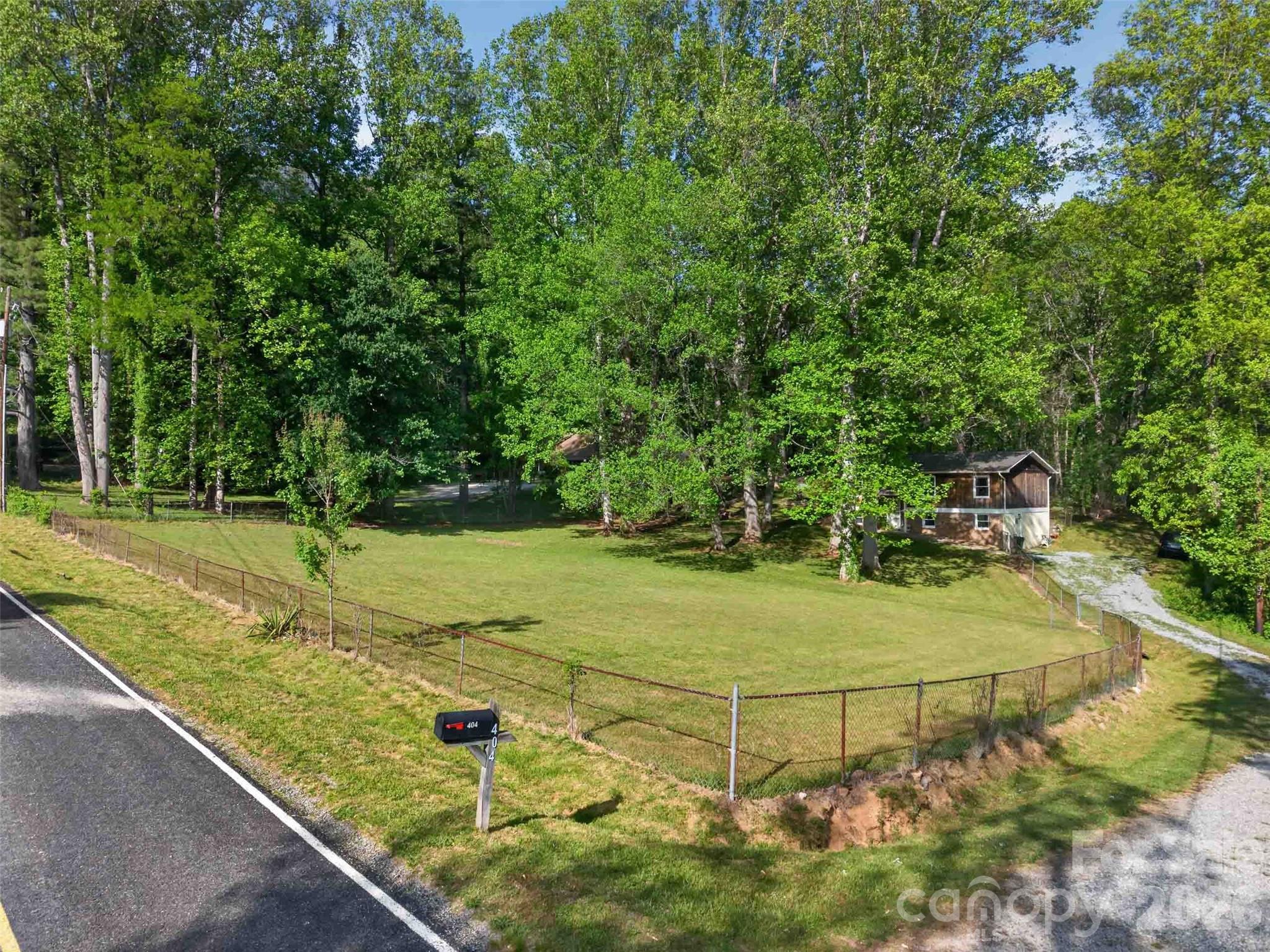 404 Ciccone Drive Hendersonville NC 28791