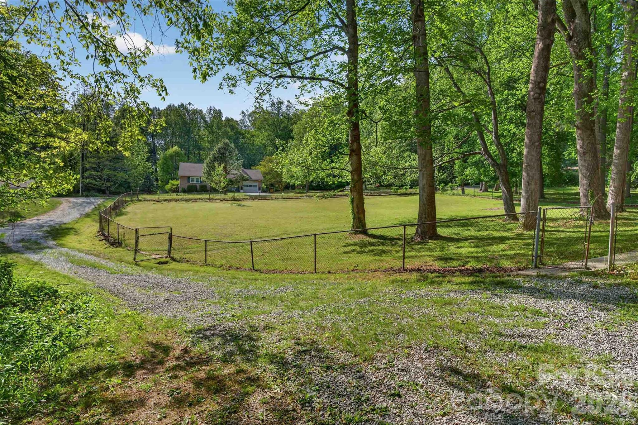 404 Ciccone Drive Hendersonville NC 28791