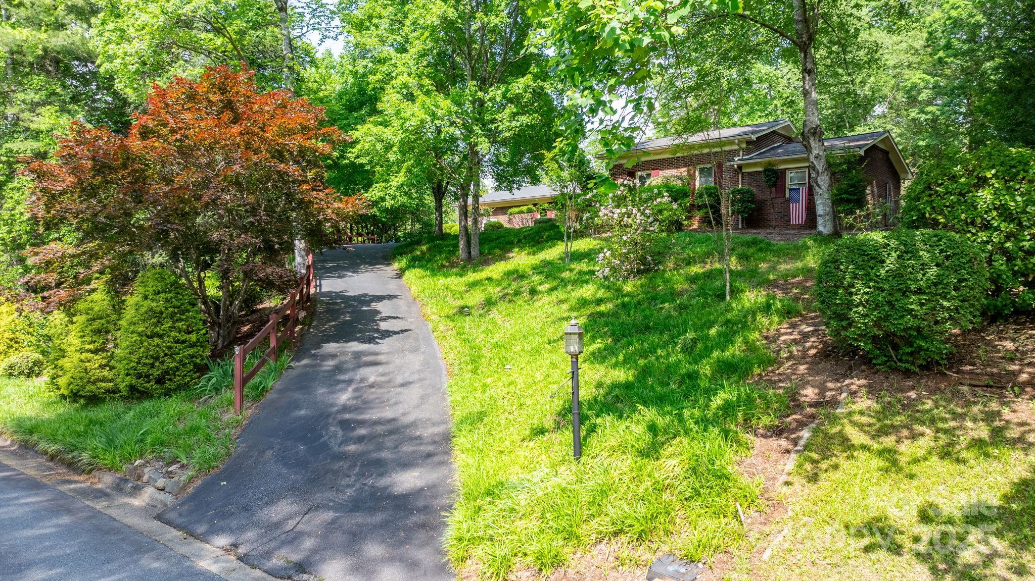 1461 Robinhood Drive Morganton NC 28655