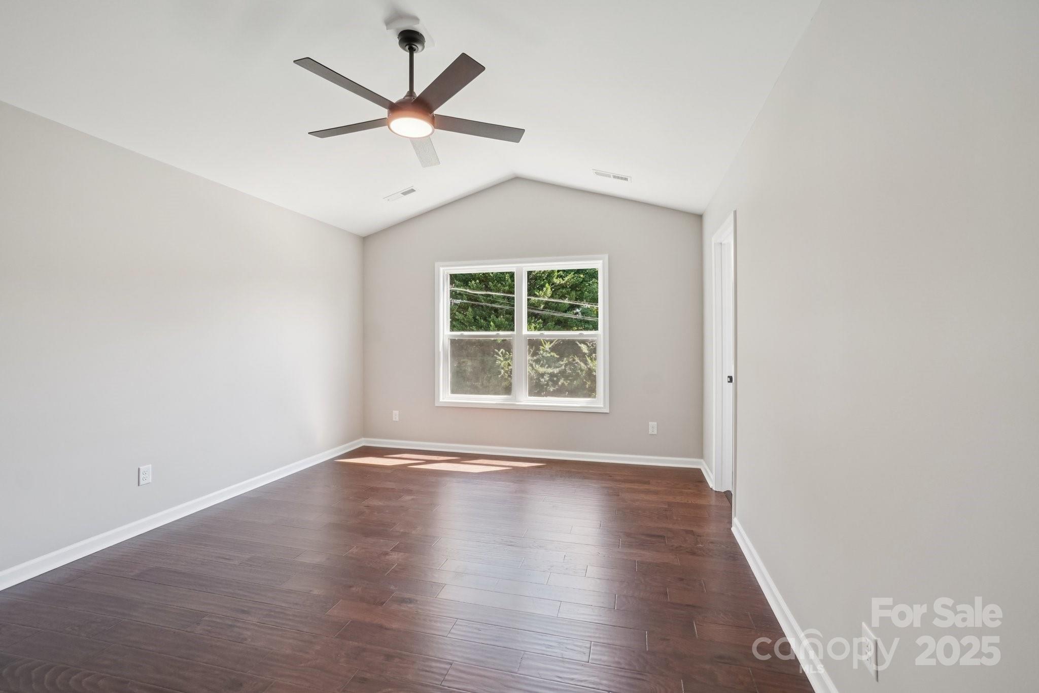 17 White Avenue Asheville NC 28803