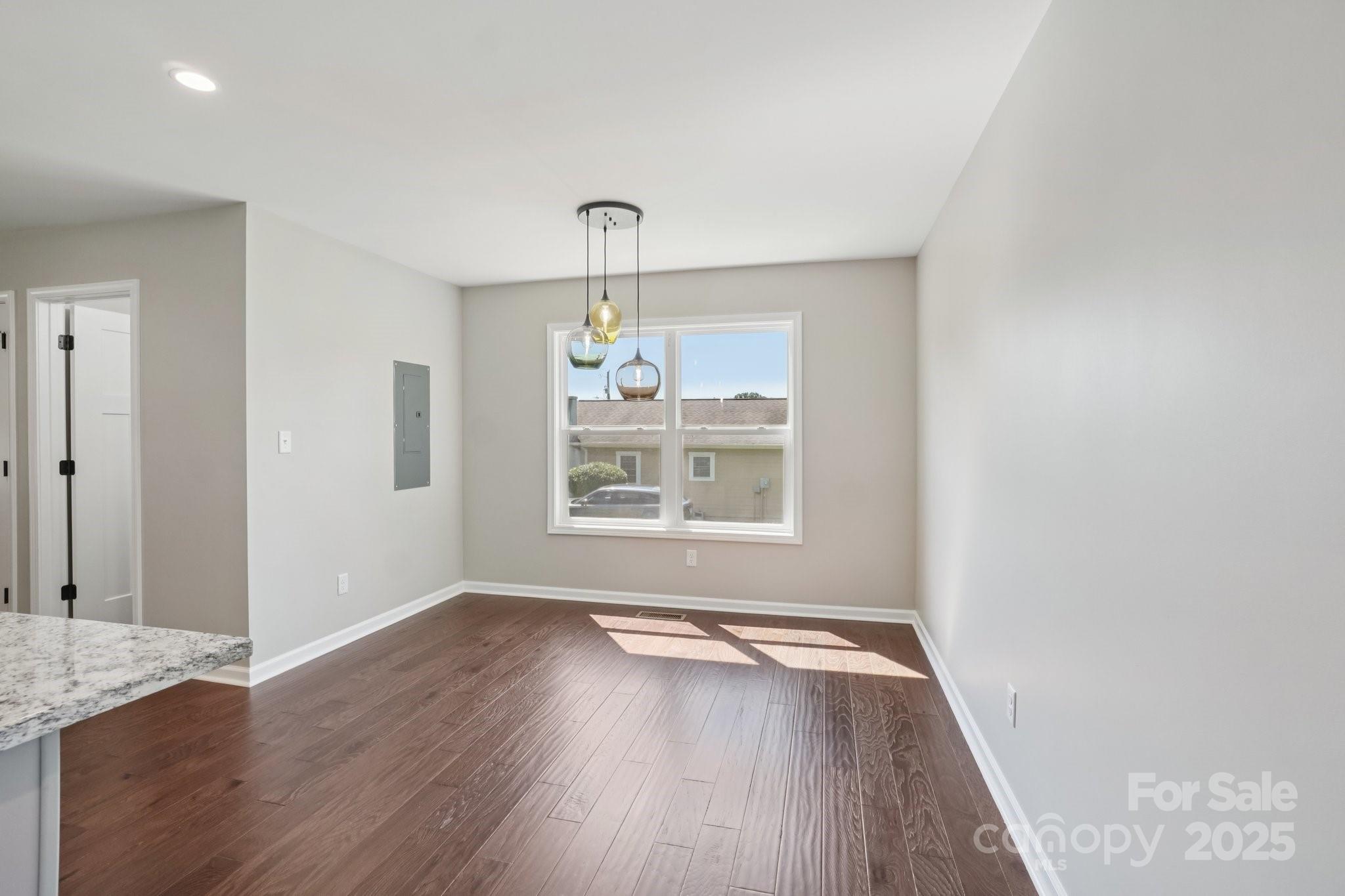 17 White Avenue Asheville NC 28803