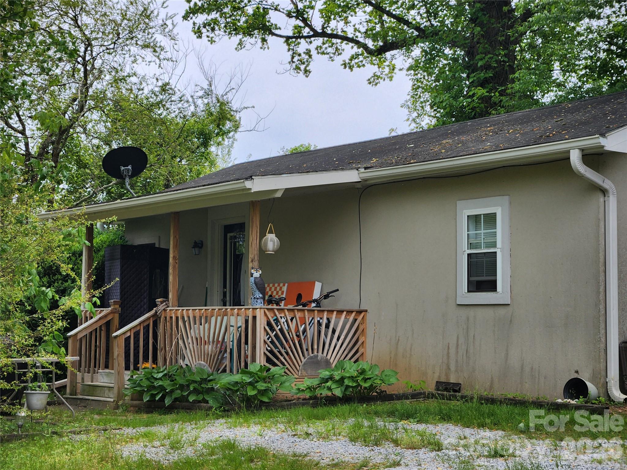 28 Cathys Cove Road Hendersonville NC 28792
