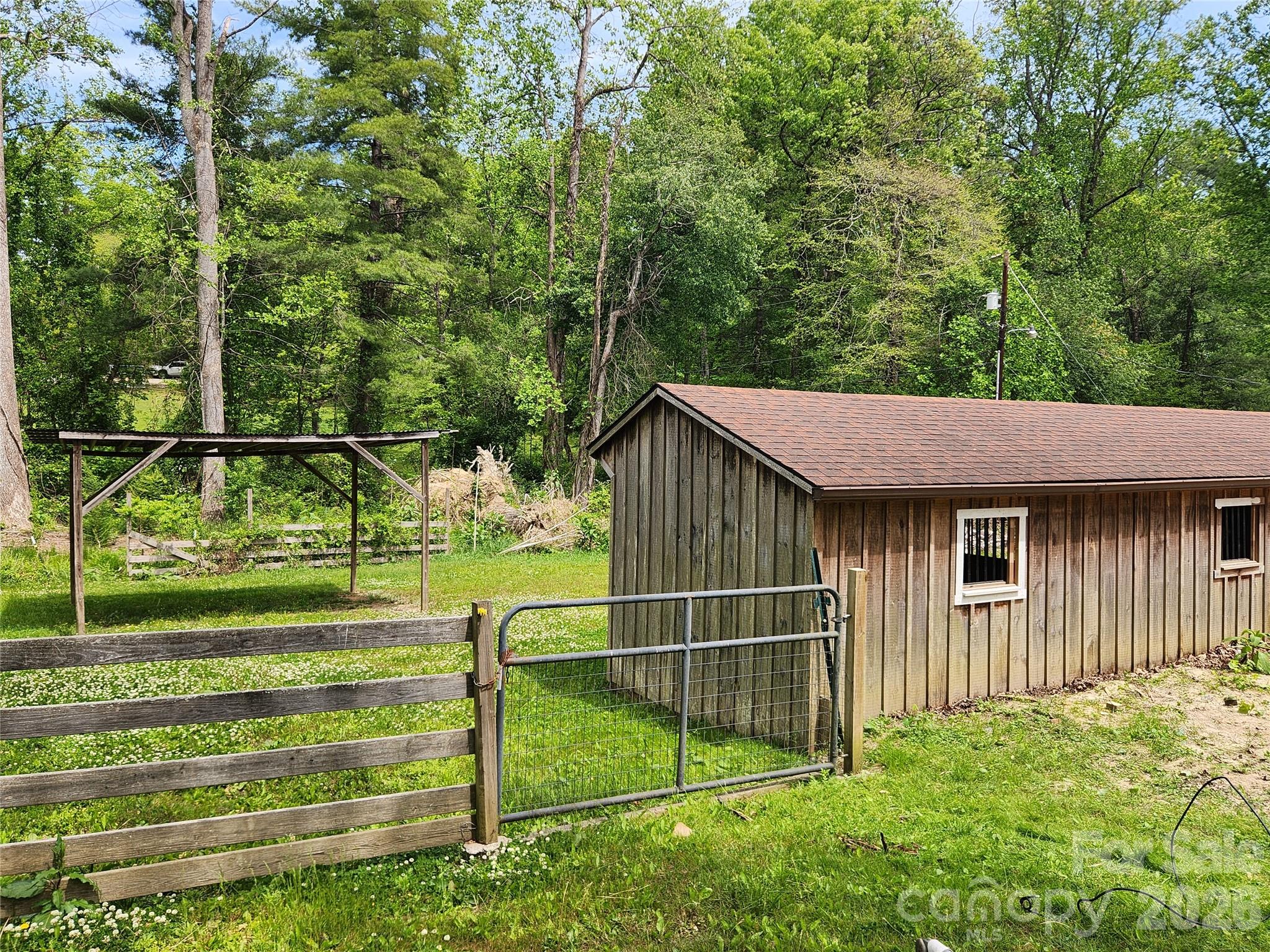 28 Cathys Cove Road Hendersonville NC 28792