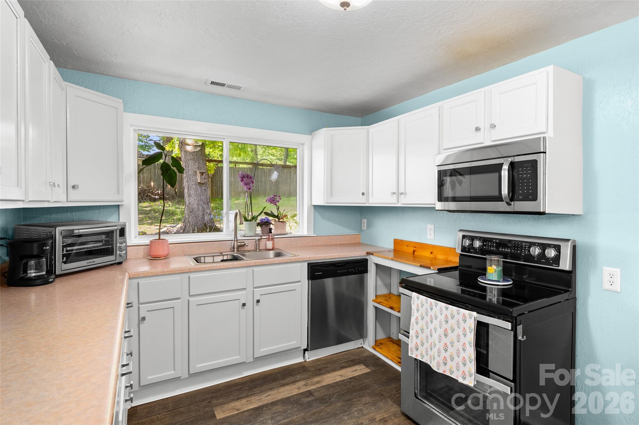 28 Cathys Cove Road Hendersonville NC 28792