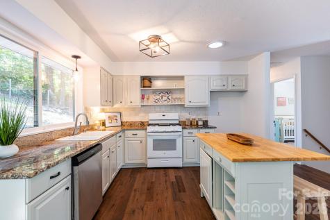 50 Springwood Drive Asheville NC 28805