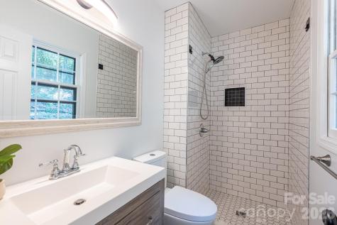 50 Springwood Drive Asheville NC 28805