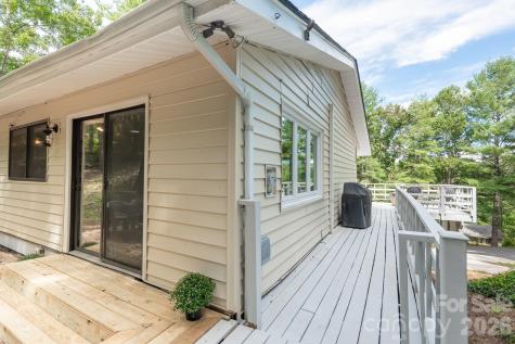 50 Springwood Drive Asheville NC 28805