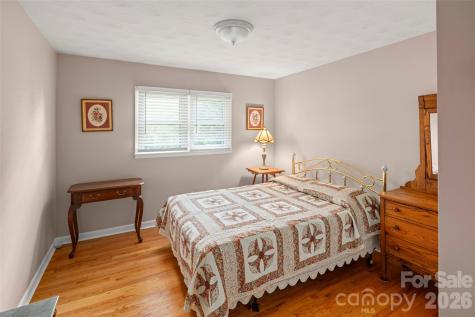 83 Honeysuckle Lane Burnsville NC 28714
