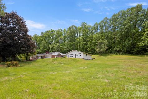 83 Honeysuckle Lane Burnsville NC 28714