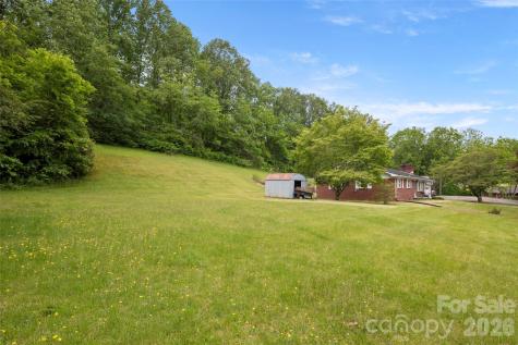 83 Honeysuckle Lane Burnsville NC 28714