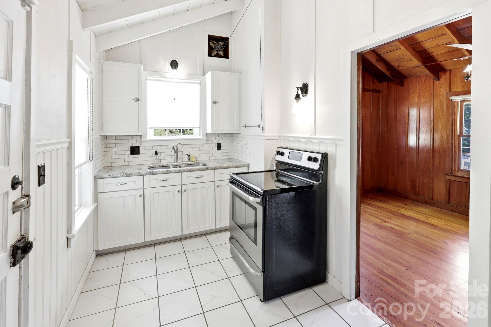 102 Jack London Road Lake Lure NC 28746