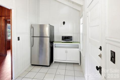 102 Jack London Road Lake Lure NC 28746