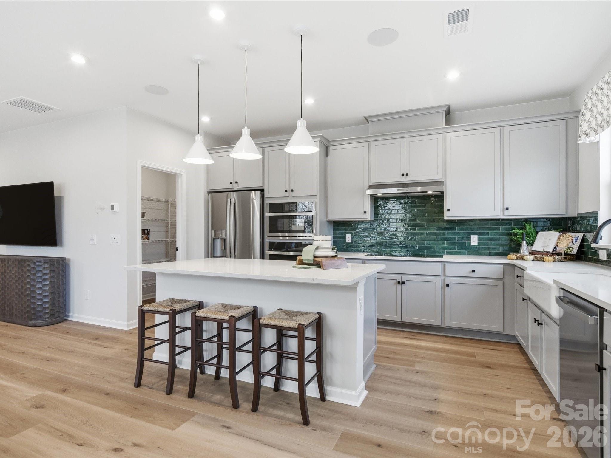 8410 Discovery Lane Charlotte NC 28216