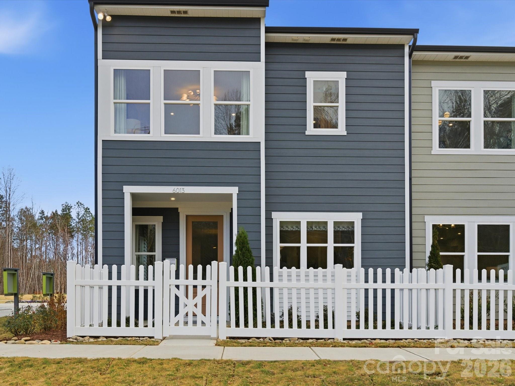 8410 Discovery Lane Charlotte NC 28216