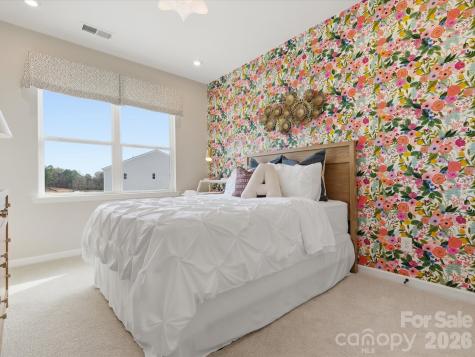 8410 Discovery Lane Charlotte NC 28216