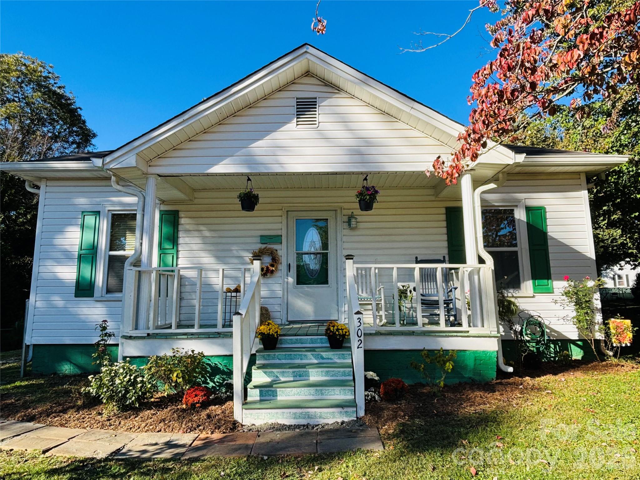 302 Park Avenue Mount Holly NC 28120
