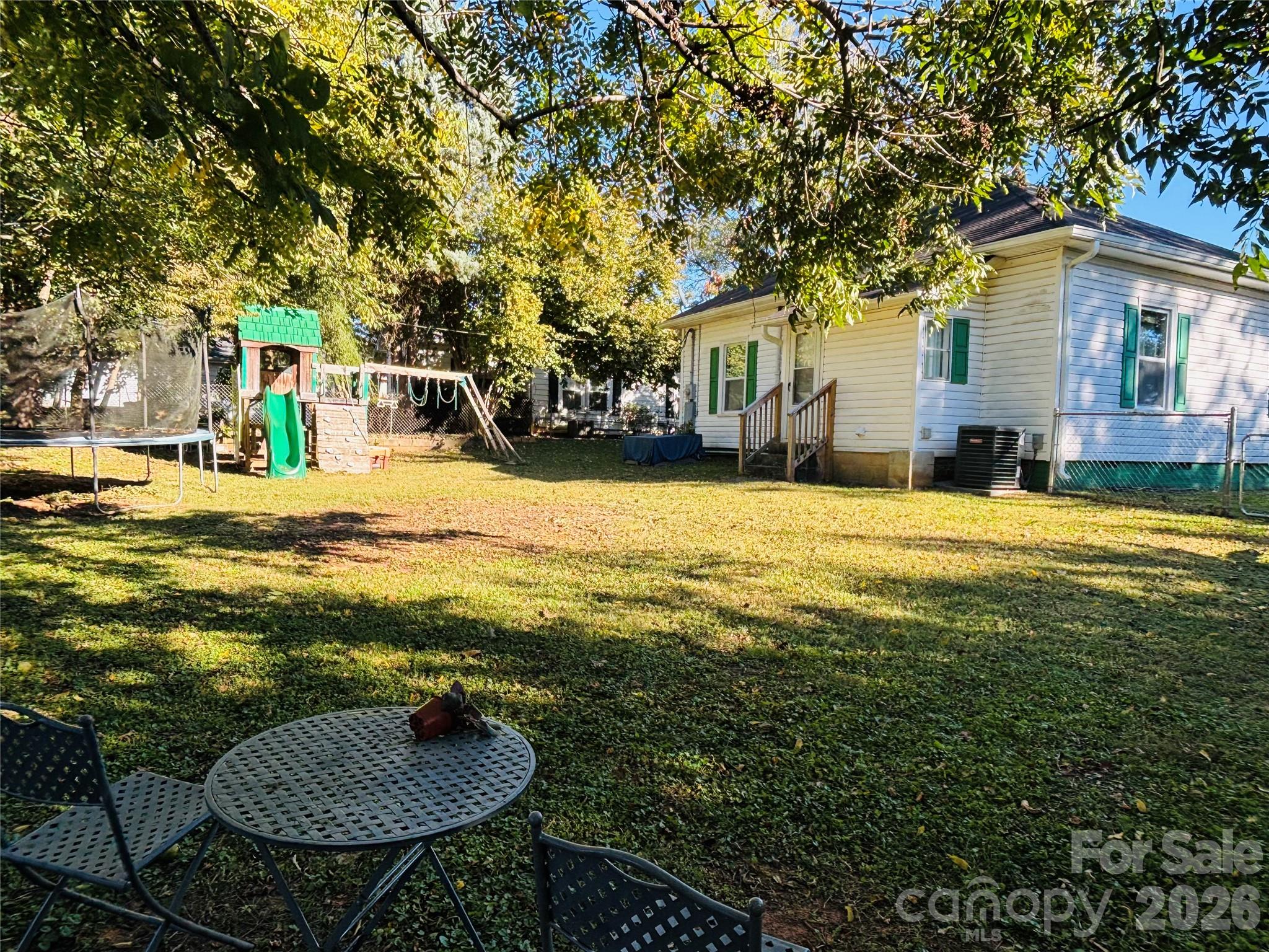 302 Park Avenue Mount Holly NC 28120