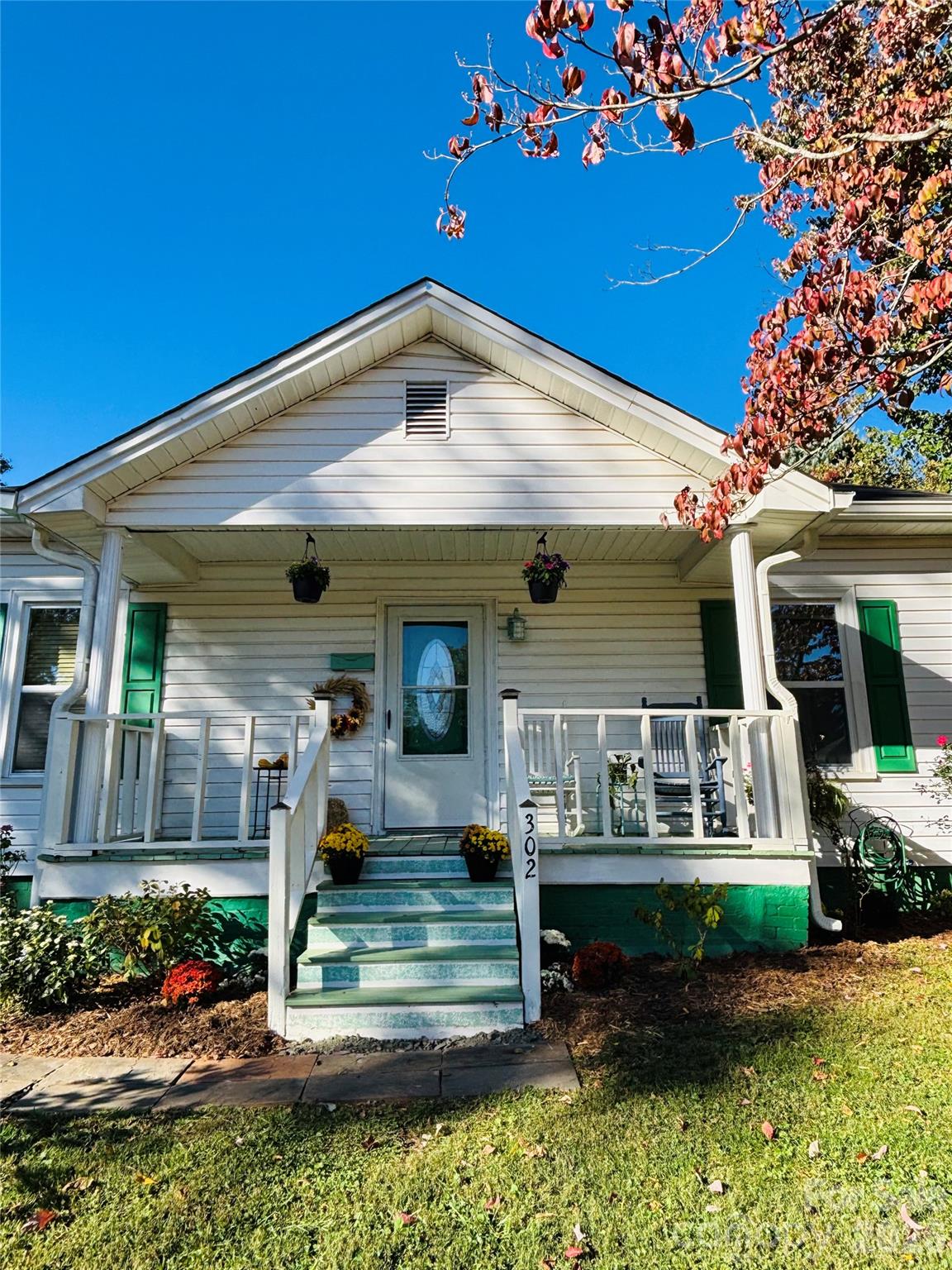 302 Park Avenue Mount Holly NC 28120